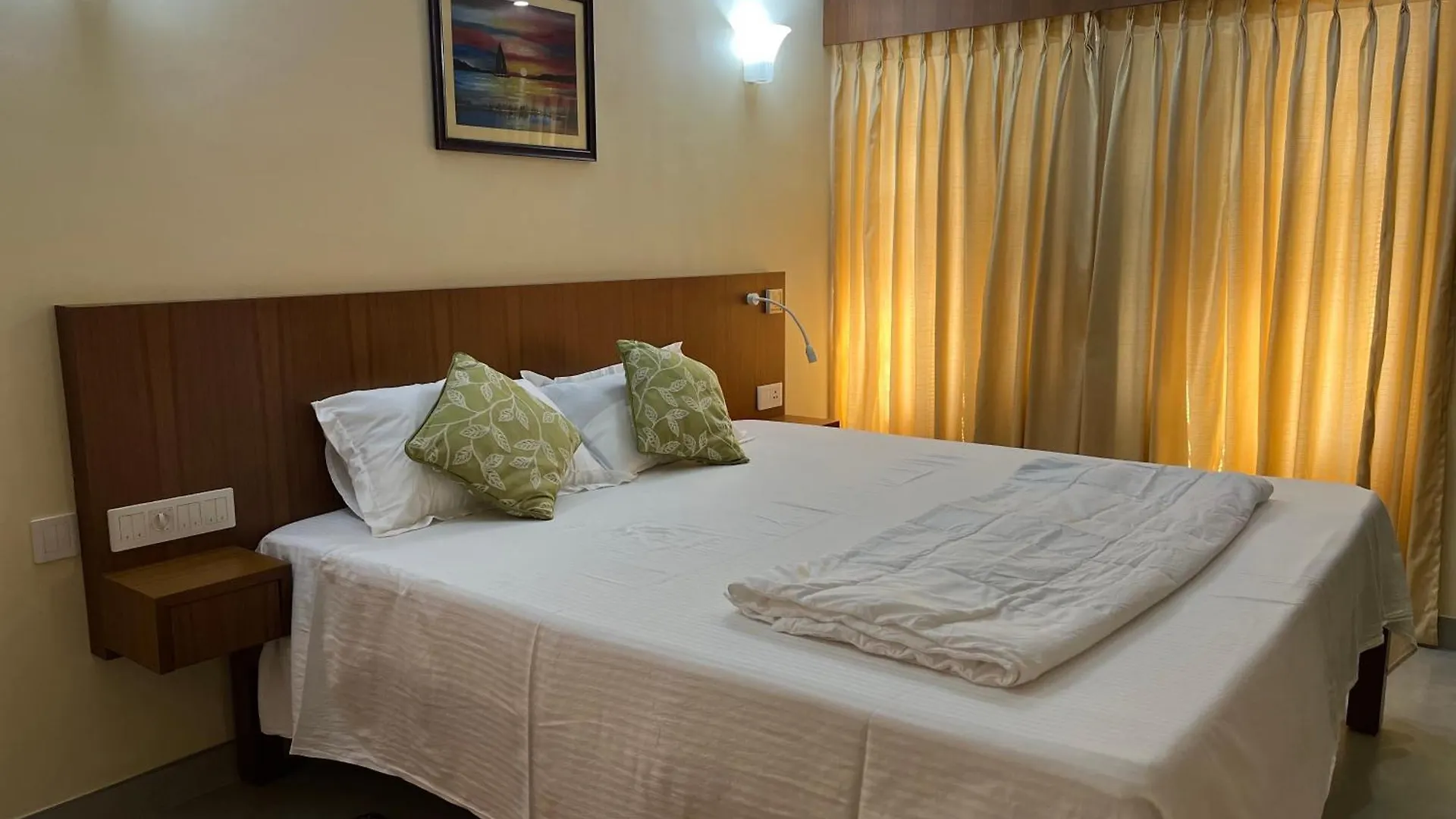 1Br Air Conditioned Suite Thiruvananthapuram India